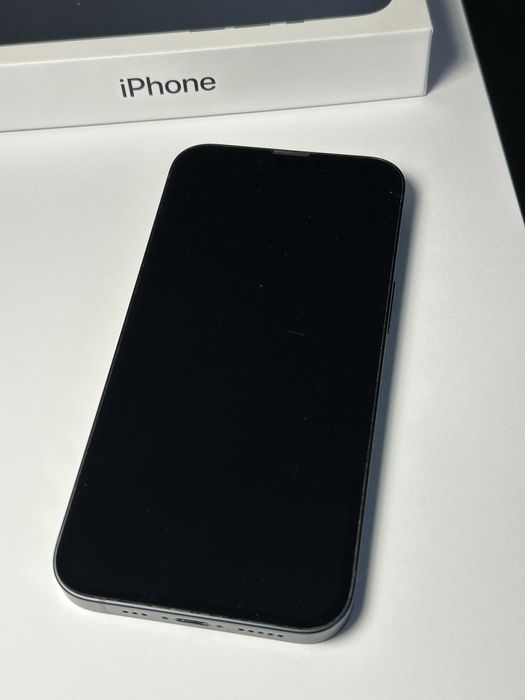 IPhone 13 128GB kondycja 87%