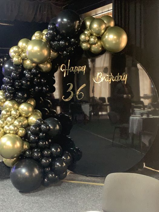 Фотозона,каркас,баннер,неоновые цифры в аренду.Оформление шарами.