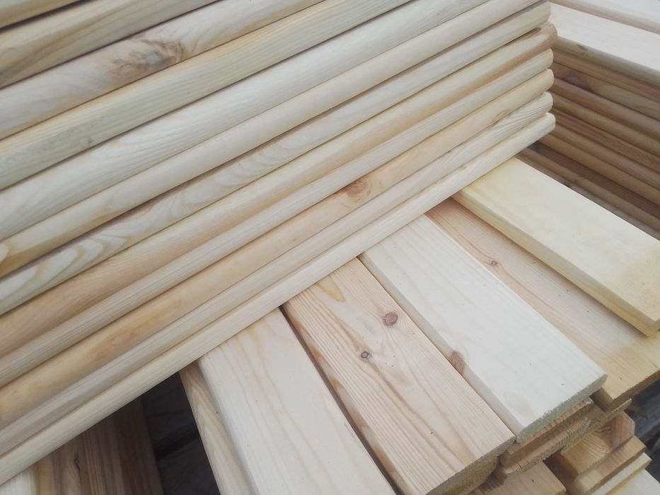 Deska sosnowa, heblowana, strugana czterostronnie