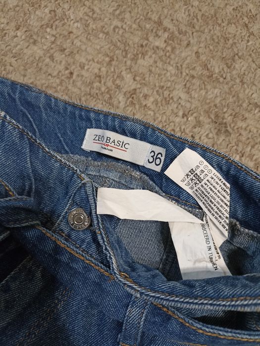 Продам штани джинсові