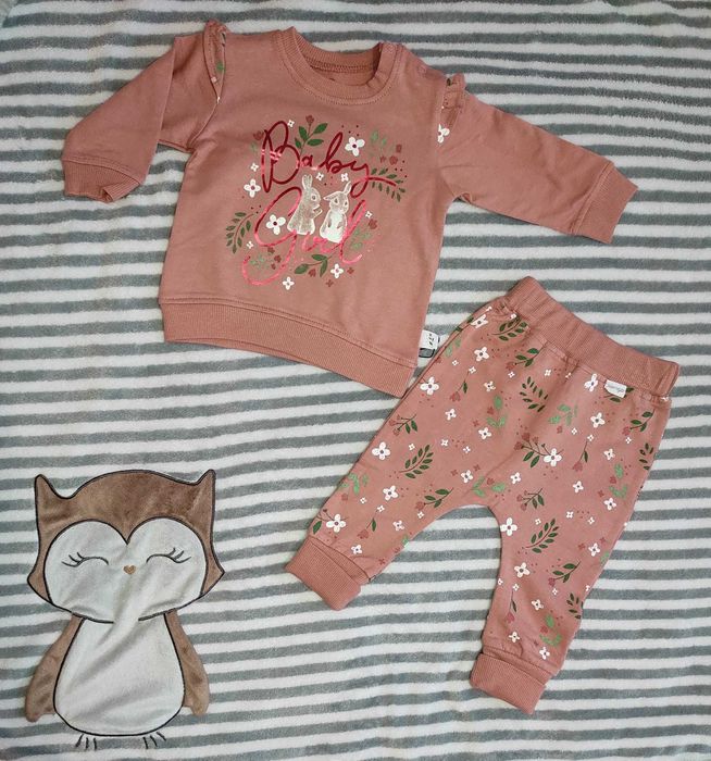 Dwuczęściowy komplet dla dziewczynki BABY GIRL
