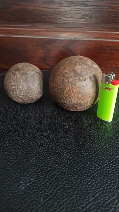 Kule od armaty/działka?