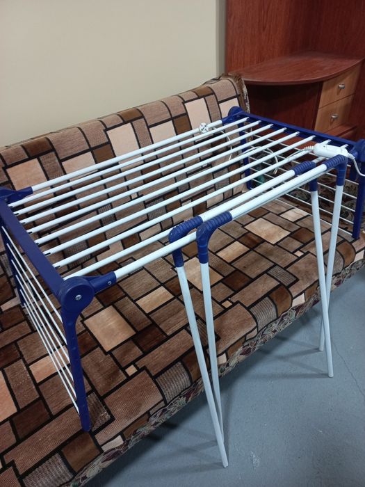 Електрична сушарка для одягу