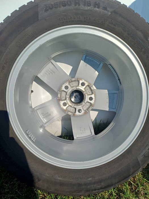 Oryginalne felgi Volkswagen 16 6J ET43 5x112 Audi Skoda Seat
