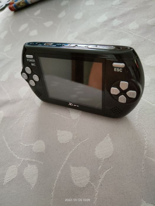 Sprzedam odtwarzacz MP4 z grami na Pegasus