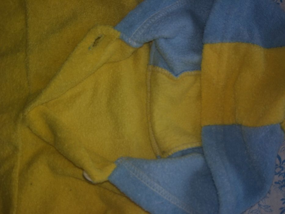 Продам теплую кофту