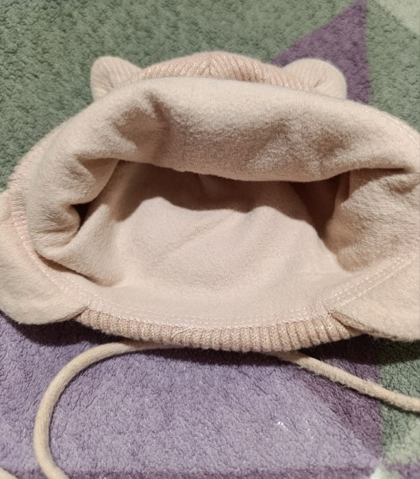 Шапка на дівчинку