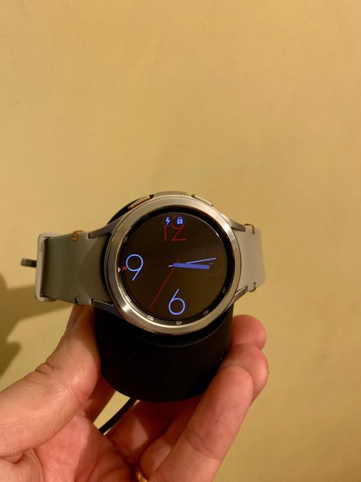 Relógio Samsung Galaxy Watch 4 Classic