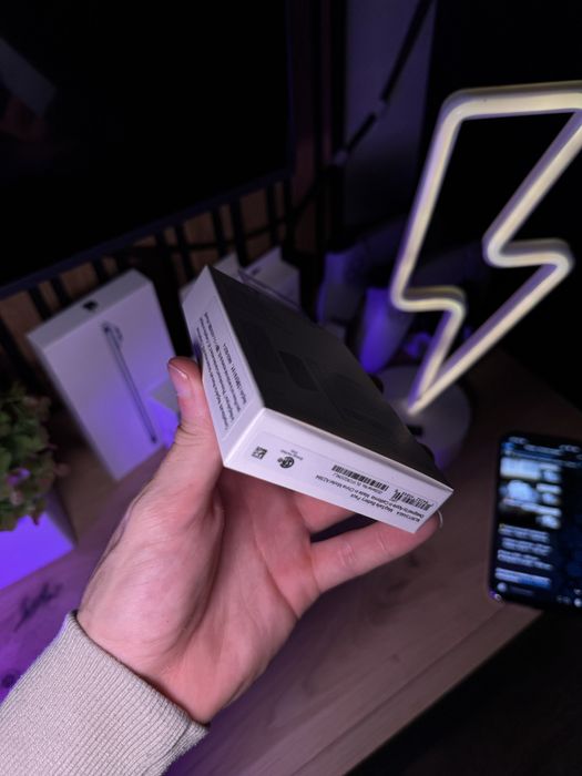 Знижка! • Apple MagSafe Battery Pack 5000