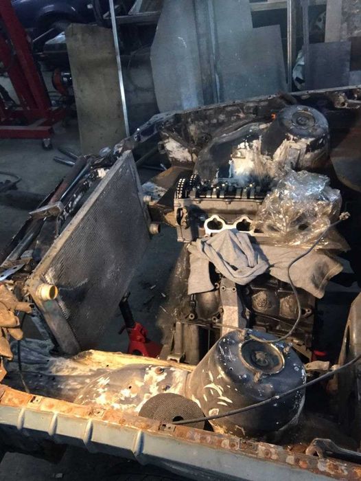 Продам не закінчений проект BMW E30