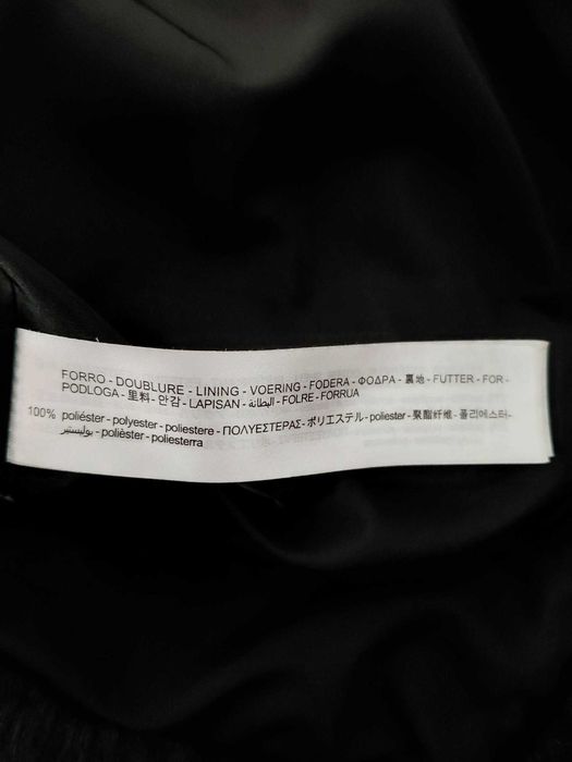 Casaco super elegante e fofinho para o inverno! Muito boas condições!