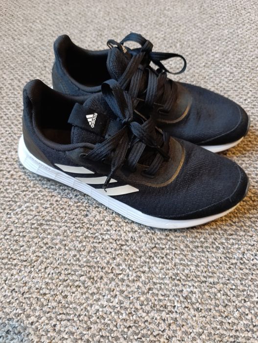 Жіночі кросівки Adidas