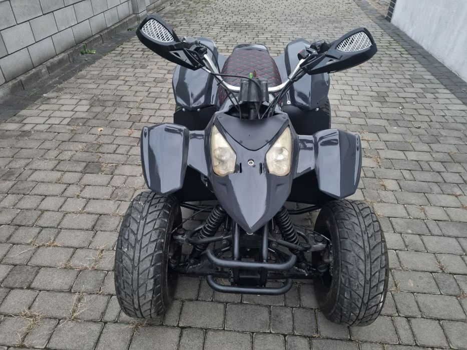 Дитячий квадроцикл Qingqi 2016р в хорошому стані.