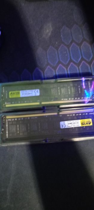 DDR3 16gb 1333mhz  2 планки по 8gb
