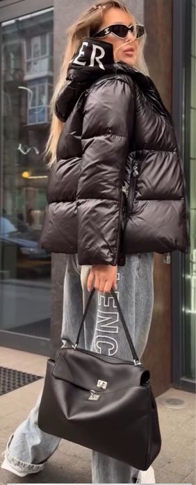 Stylowe dzinsy BALENCIAGA