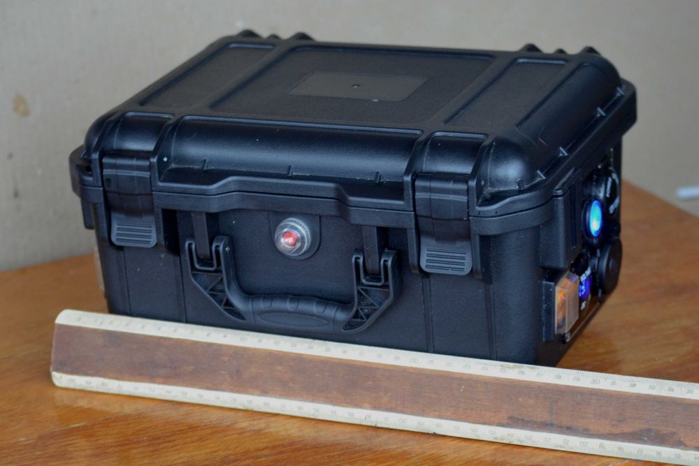 Вологозахищений павербанк на LiFePo4 АКБ. 20 Ампер/годин, 12 Вольт