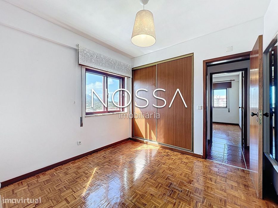 Apartamento T3 na Urb. Quinta das Serralheiras - Algueirão