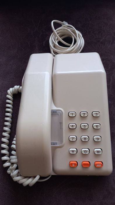 Telefon Elektron z lat 80-tych firmy Norton