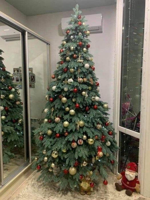 Ялинка лита Швейцарська зелена та блакитна