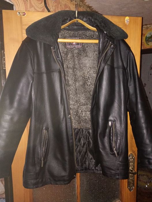 Куртка мужская  . В отличном состоянии