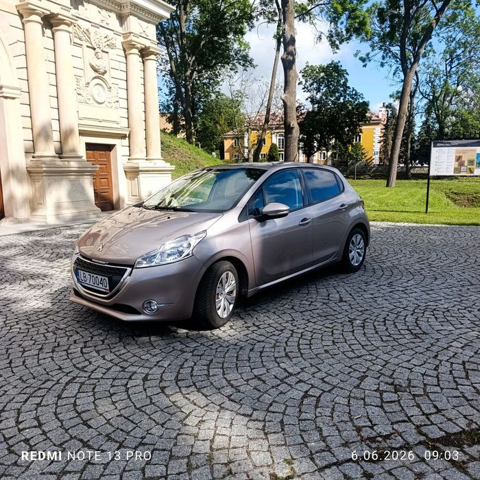 Peugeot 208 Peugeot 208