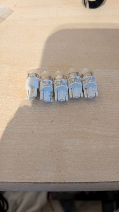 Żarówka LED W5W Osram