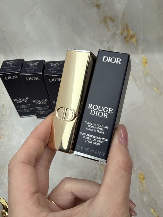 Помада для губ Dior Rouge 100 210