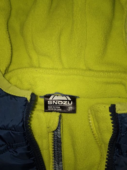 Дитяча куртка бренду Snozu розмір 3Т