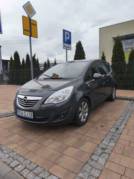 Sprzedam Opla Merivę 1.3 diesel
