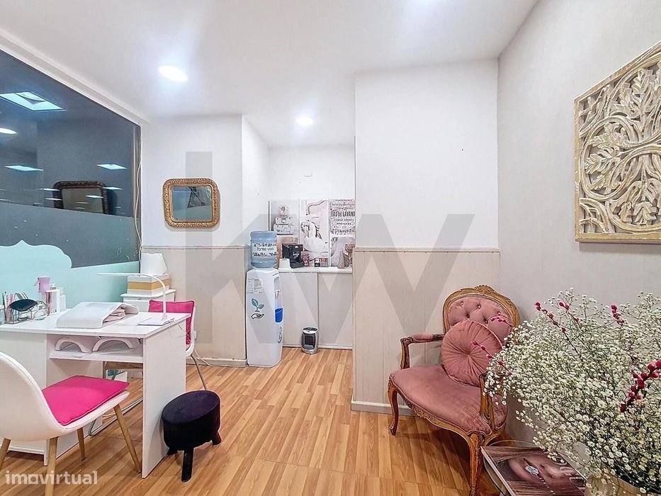 25 m² Shop | Galerias do Estoril | Heart of Estoril, Opposite the Casino
