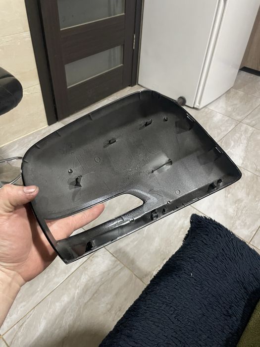 Кришка дзеркала ToyotaPrado 150 17 Land Cruiser 200 12-21 8794560050C1