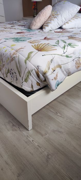 Quarto completo branco