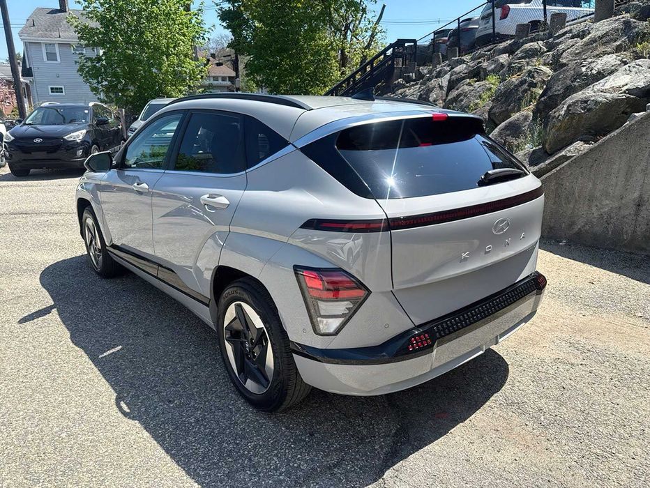 Hyundai Kona Limited      2024
