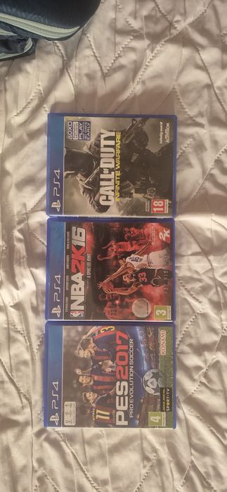 Ps4 + jogos + 2 comando + volante e pedais