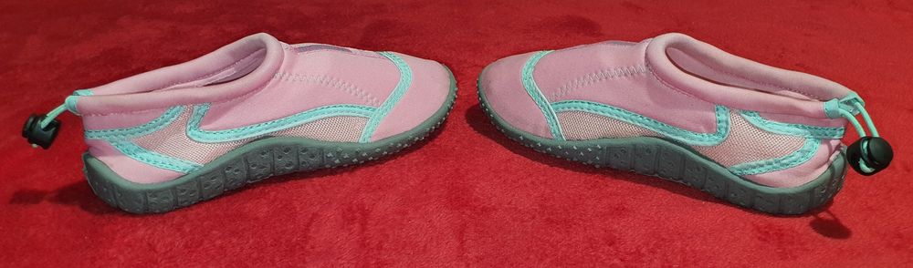 Dziewczęce buty do wody IN2 WATER, stan BDB, rozm. 32 / 21,5 cm