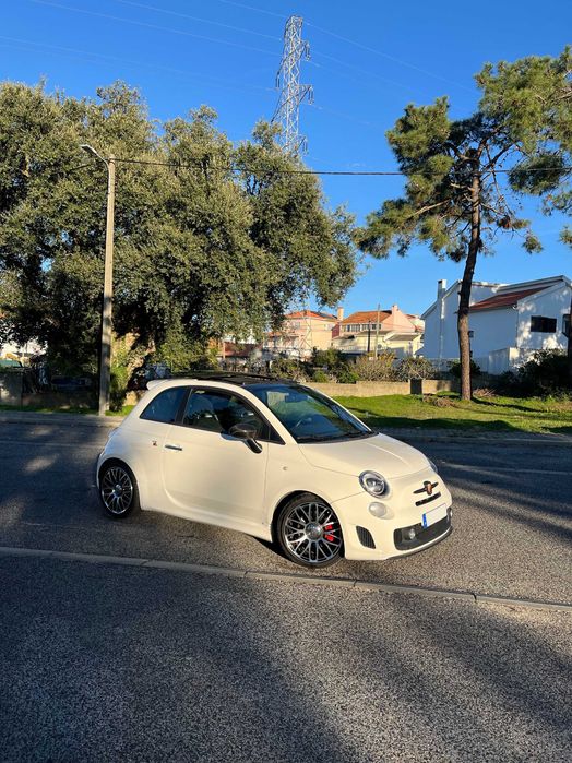 Abarth 500 com teto de abrir (possibilidade de crédito)