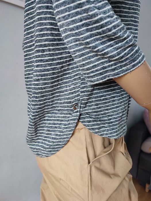 Szara bluzka w białe paski dłuższy tył LEN Esprit rozm S