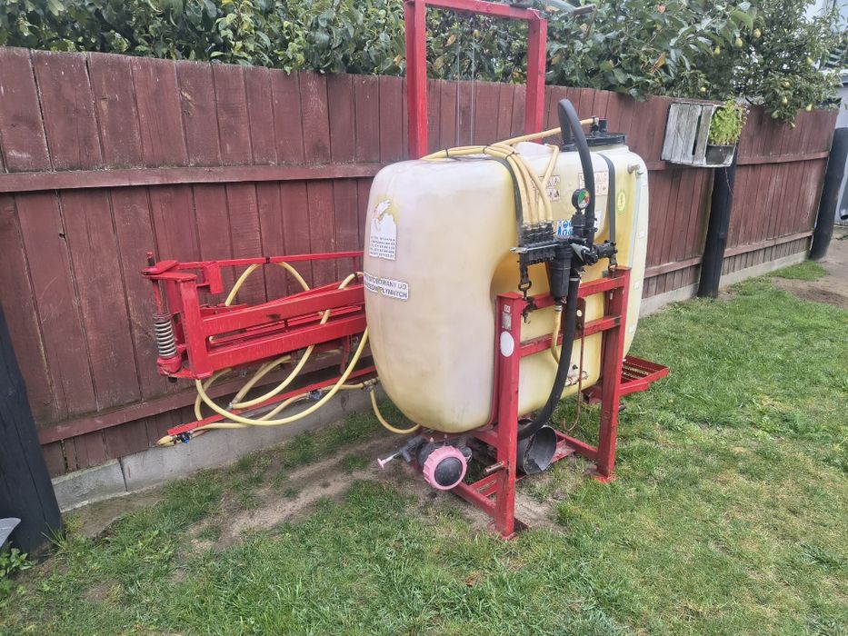 Opryskiwacz Pilmet 400l  12m