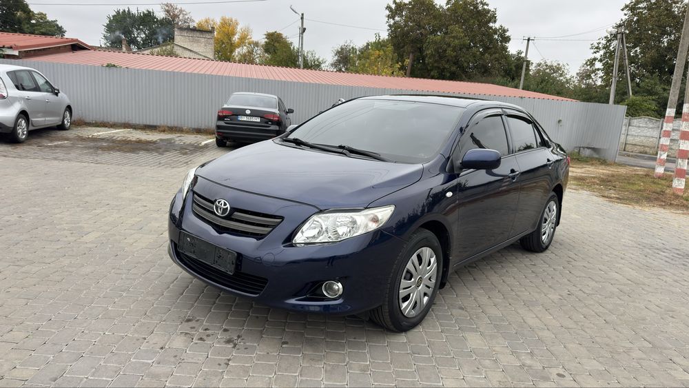 Toyota Corolla 2008рік не фарбована 1.6бензин