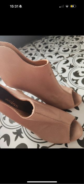 Szpilki wojas skorzane