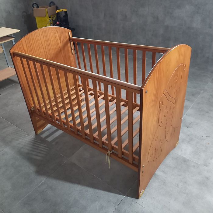 cama de bebé como nova