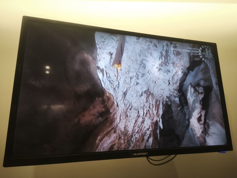 Smart TV Blaupunkt 32” LED com comando