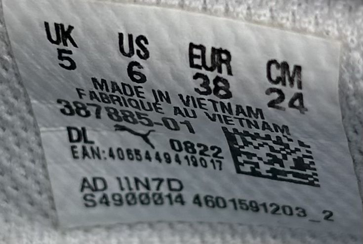 Кросівки для хлопчика 38 розмір Puma