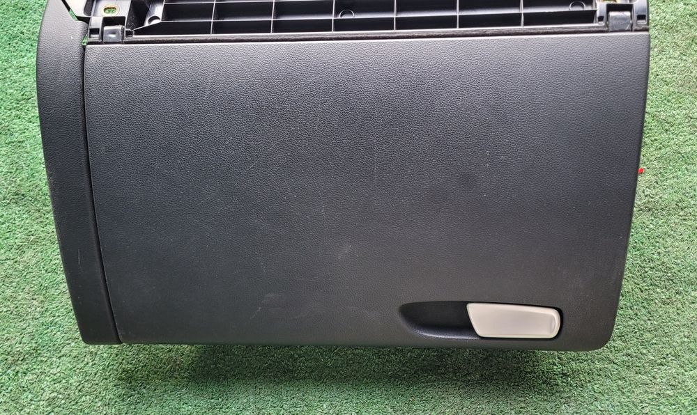 Porta Luvas Audi A4 B8 SLINE
