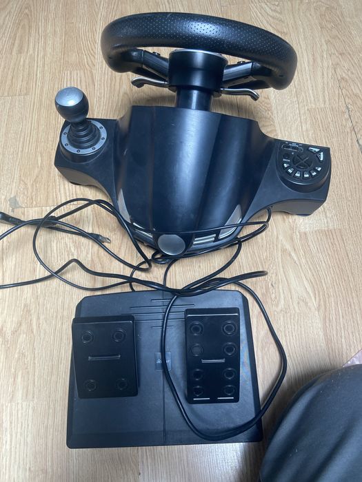 Kierownica PC USB z pedałami i skrzynią biegów