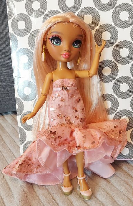 Лялька Rainbow High Рейнбоу хай Сабріна Сент-Клауд Diva Sabrina St Clo