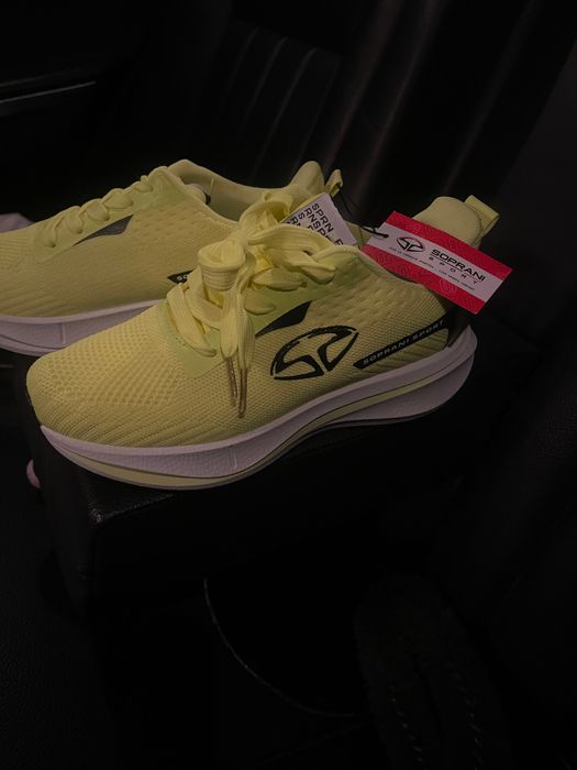 Кроси кросівки Кроси кросівки