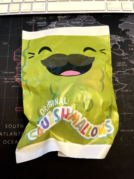 Peluche Squishmellow Happy Meal McDonald's - Abacate - Charles