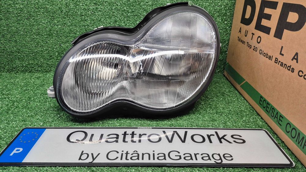 Otica Farol Esquerdo Mercedes Classe C W203 de 2000 a 2011 Ref. 440-1124L-LD-E NOVO DEPO