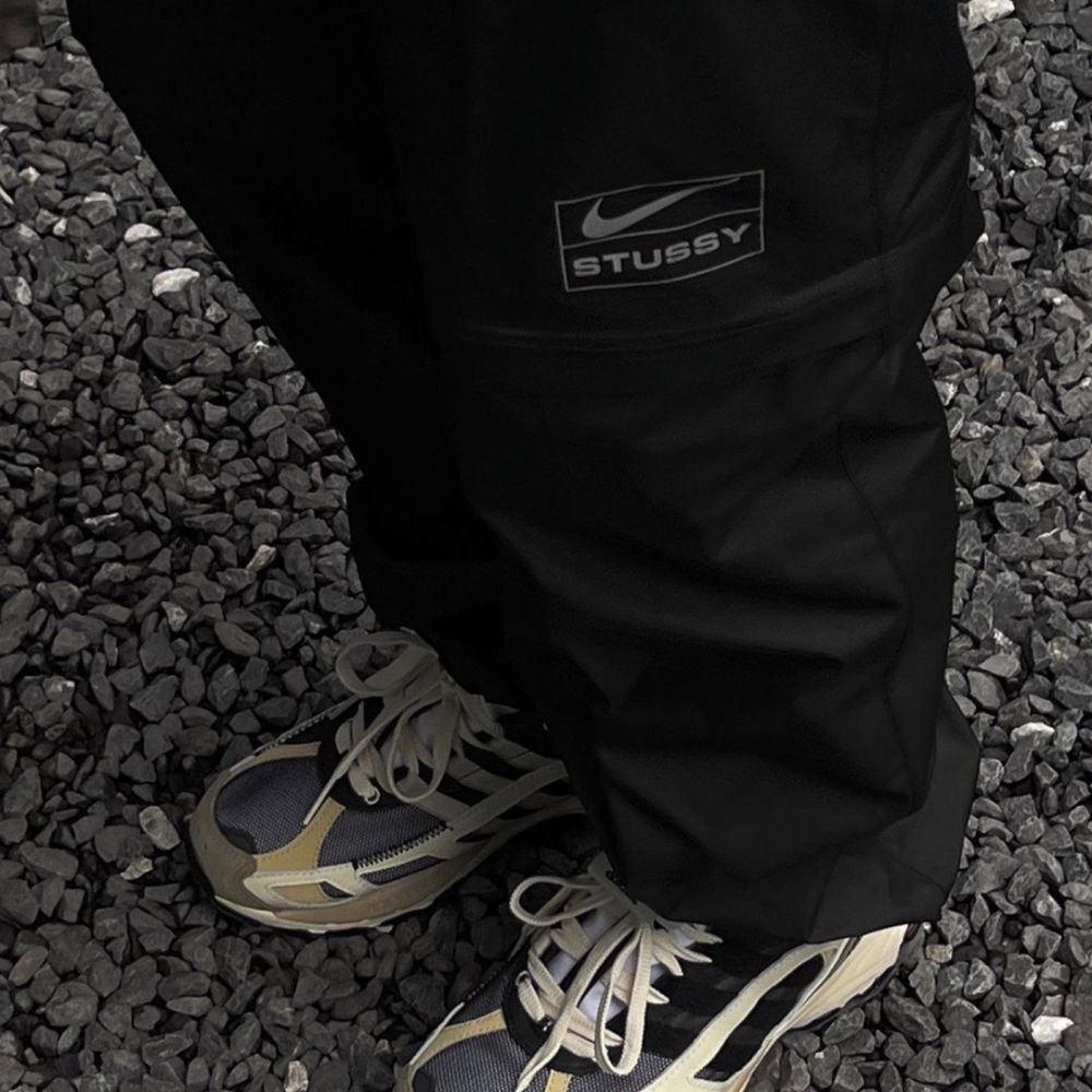 Stussy v/s nike штани: 2 500 грн. - Широкі штани Самбір на Olx